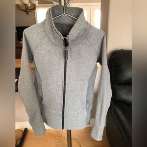 Lululemon, Women’s 6, Radiant Jacket, Grey Cotton Fleece, GUC